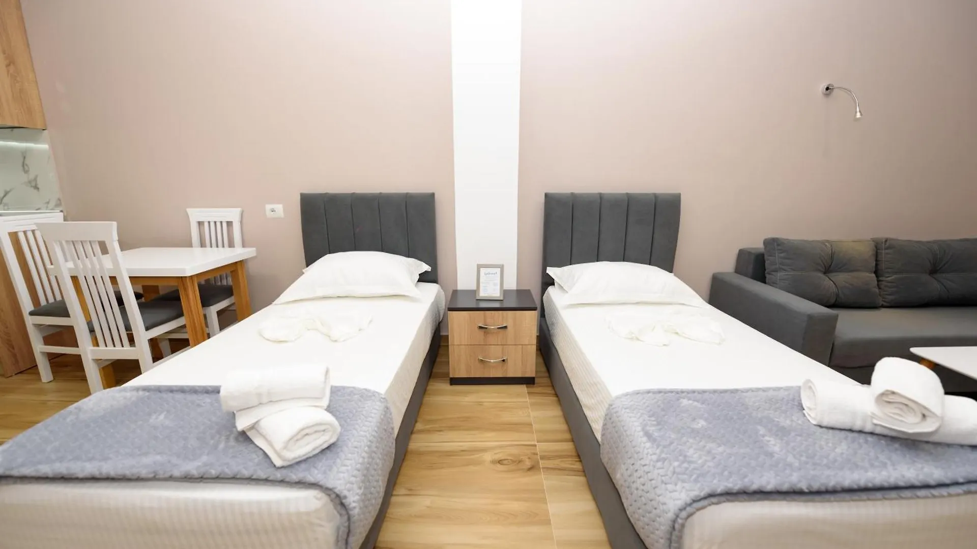 Ubytování v soukromí Mezani Guest House Vlorë